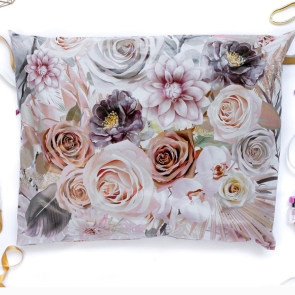 NEW 19"x24" Floral Polymailers (20x) - Picture 2 of 2